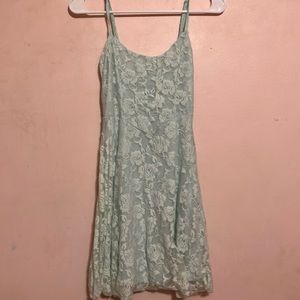 I love this dress it’s just to big on me